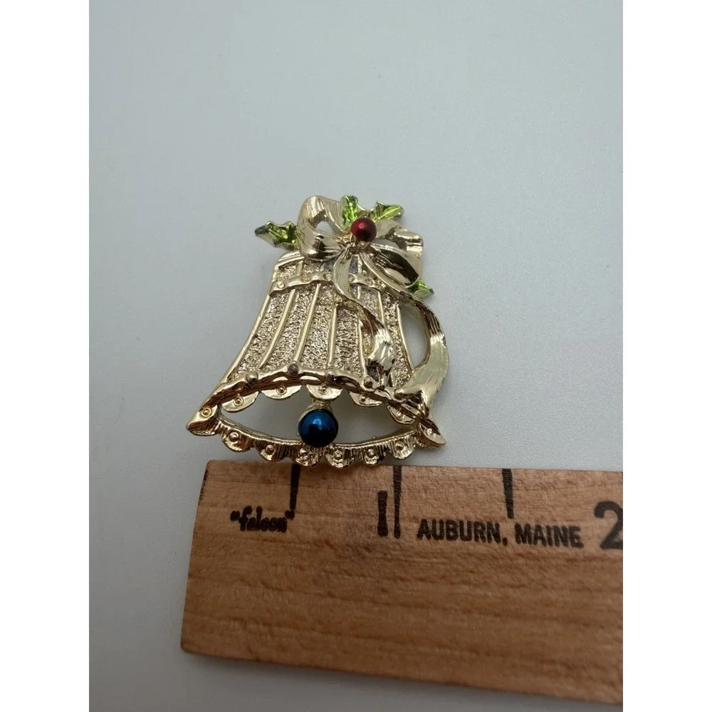 Vintage Steven Marc 1987‎ Holiday Bell Motif Brooch Enamel Gold Tone 1.5